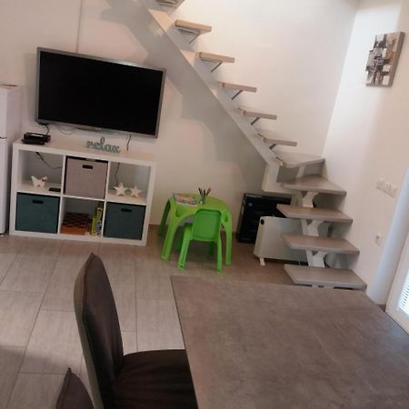 Apartma Stela In Terme Catez Чатеж-об-Сави Экстерьер фото