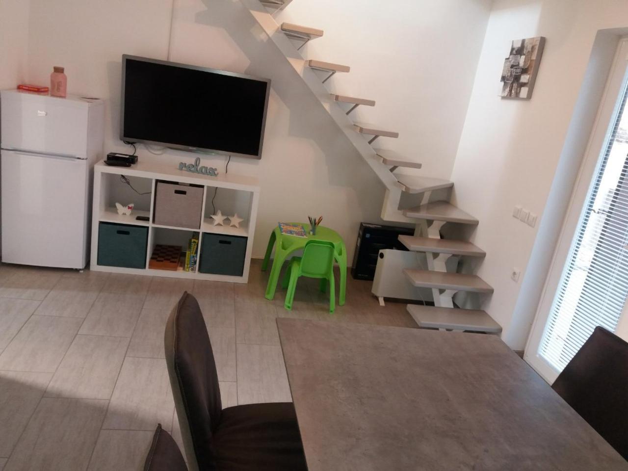 Apartma Stela In Terme Catez Чатеж-об-Сави Экстерьер фото