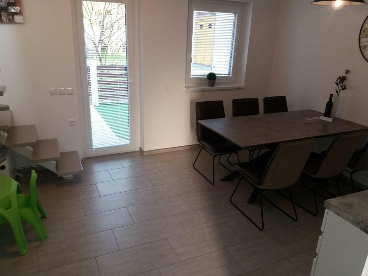 Apartma Stela In Terme Catez Чатеж-об-Сави Экстерьер фото