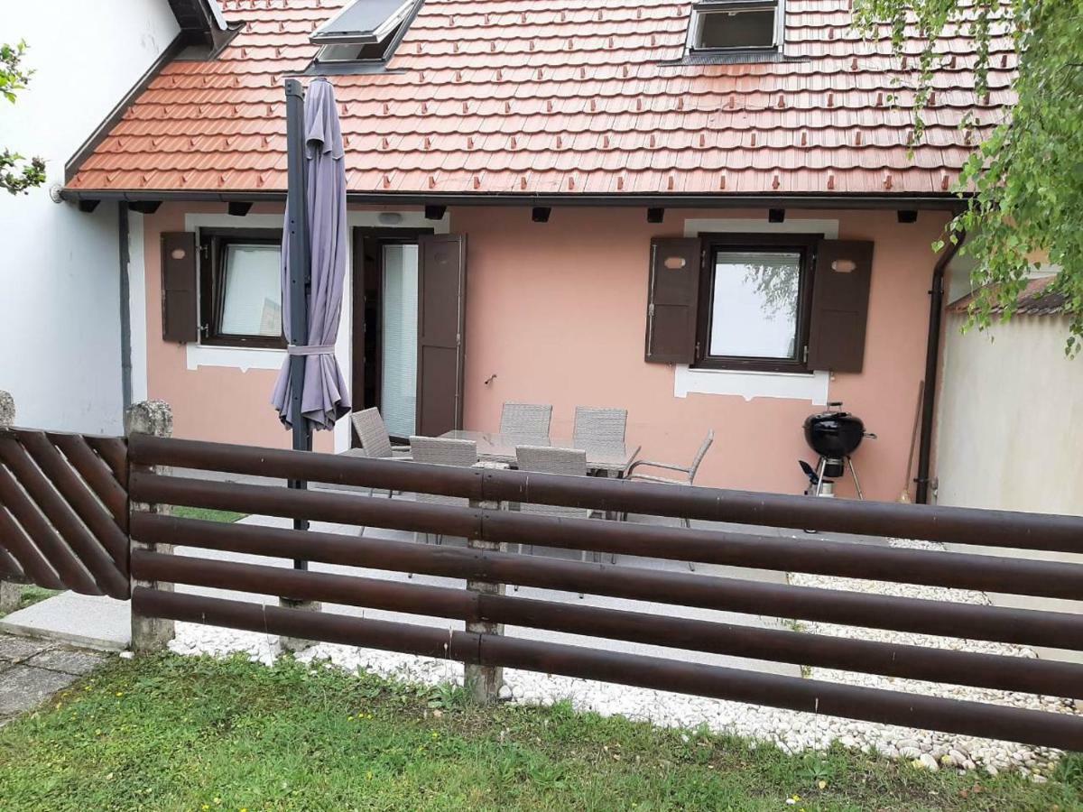 Apartma Stela In Terme Catez Чатеж-об-Сави Экстерьер фото