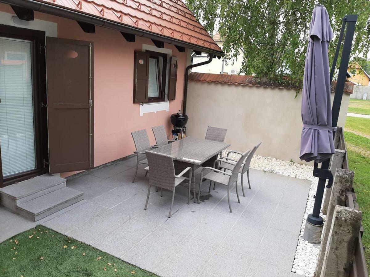 Apartma Stela In Terme Catez Чатеж-об-Сави Экстерьер фото